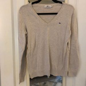 Tan Vineyard Vines v neck sweater